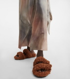 Gia Borghini - Gia 10 faux shearling slides