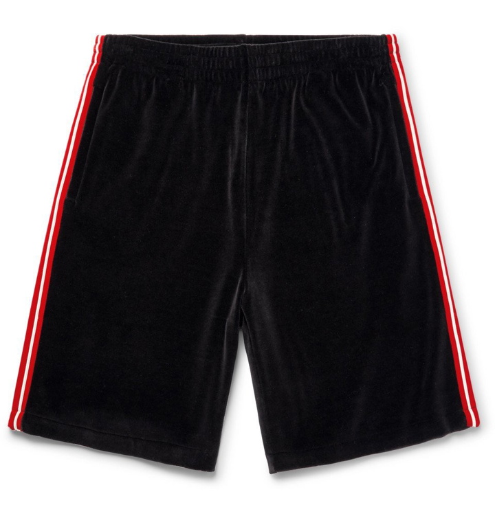 Photo: Gucci - Webbing-Trimmed Velvet Drawstring Shorts - Men - Black