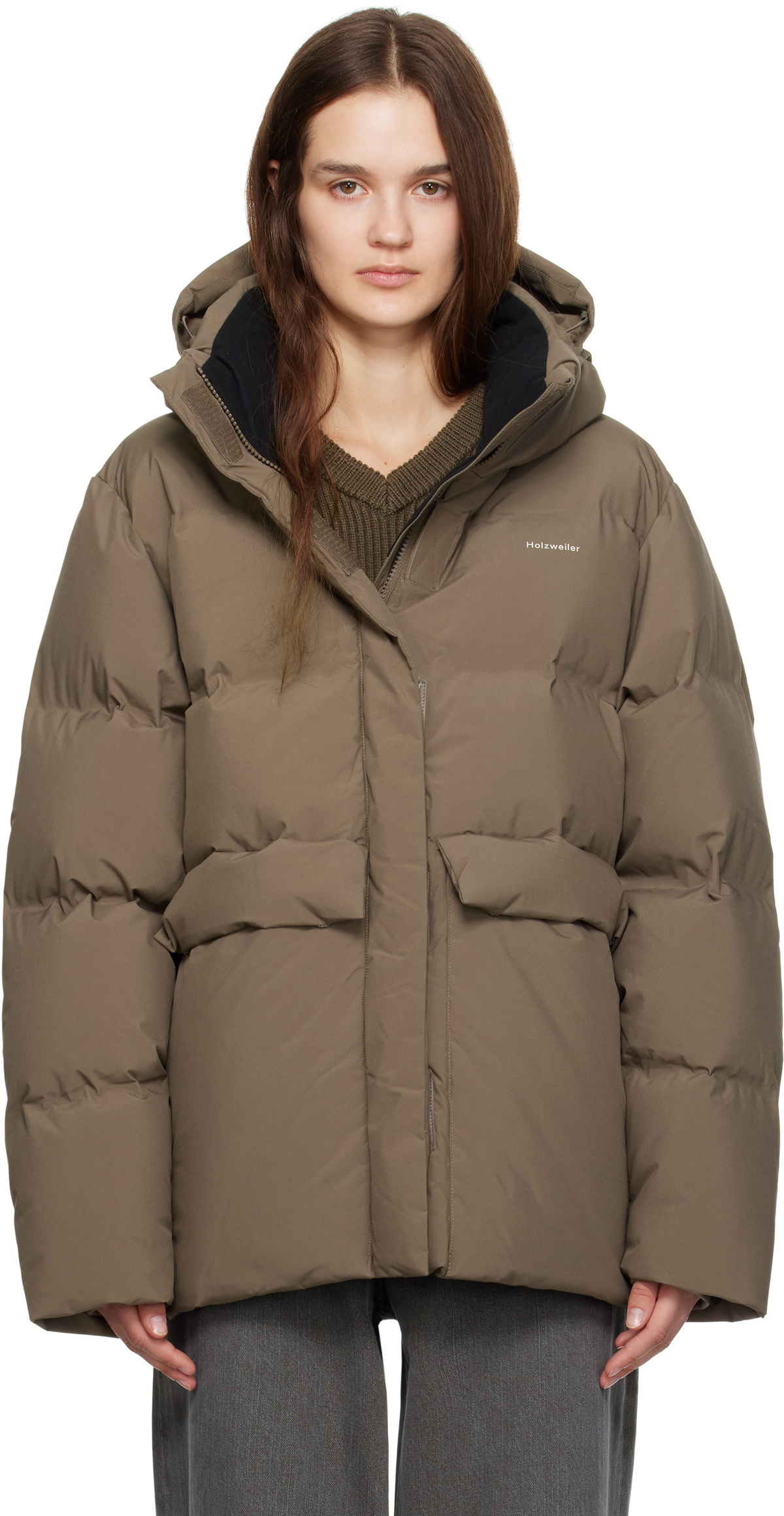 【関税込み】Holzweiler トープ Besseggen ダウンジャケット Holzweiler Taupe Besseggen Down Jacket Holzweiler