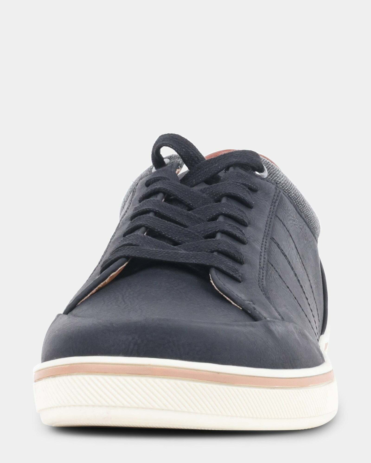 Steve Madden Malpenza Casual Shoes in Black