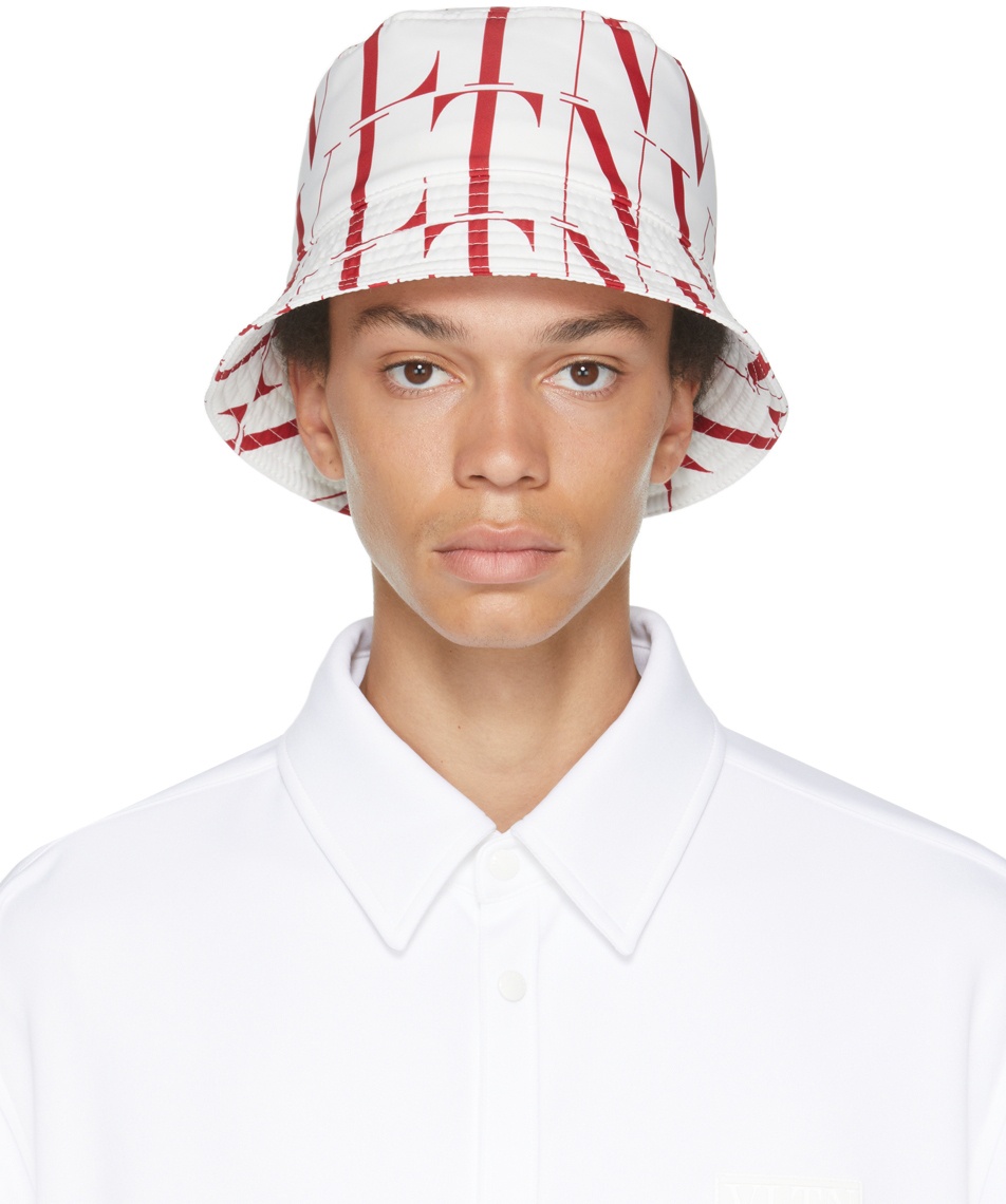 Valentino Garavani White & Red 'VLTN' Times Bucket Hat Valentino Garavani