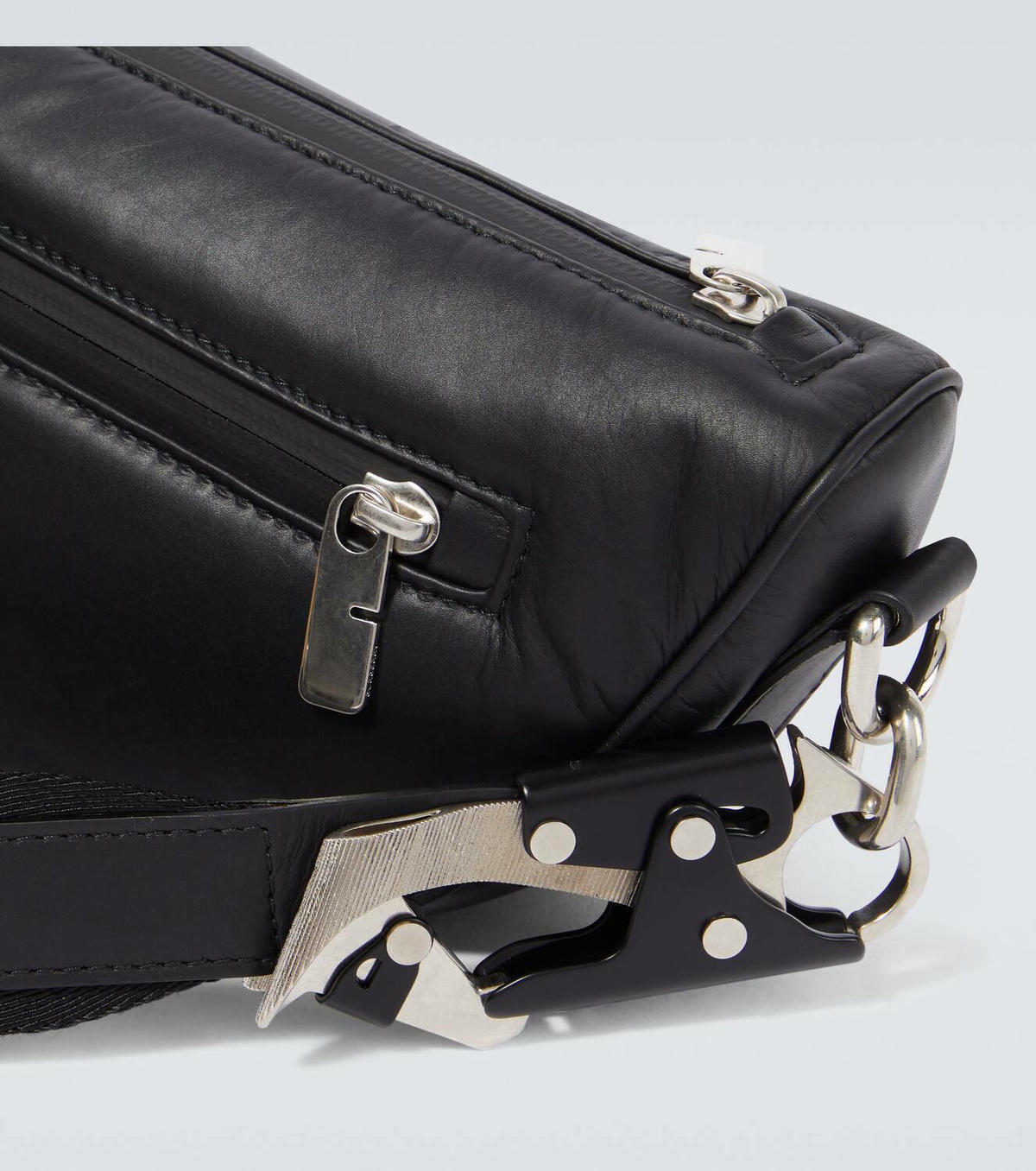 Burberry Shield レザー ショルダーバッグ ミニ Burberry Shield Mini leather shoulder bag Burberry
