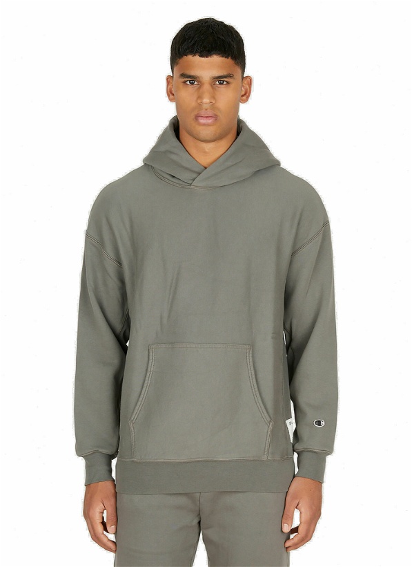 Photo: Premium Hooded Sweatshirt in Grey