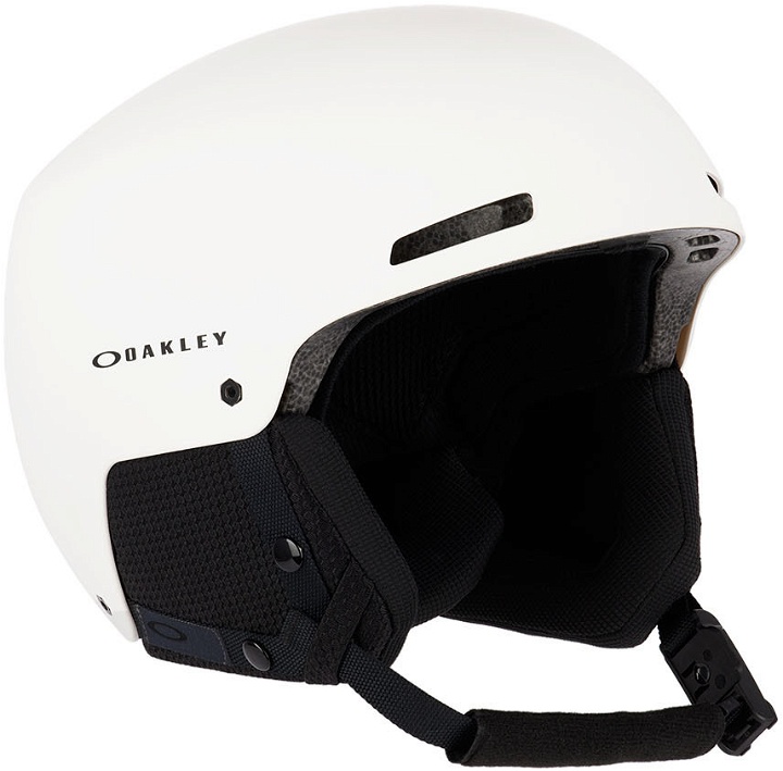 Photo: Oakley White MOD1 Pro Snow Helmet