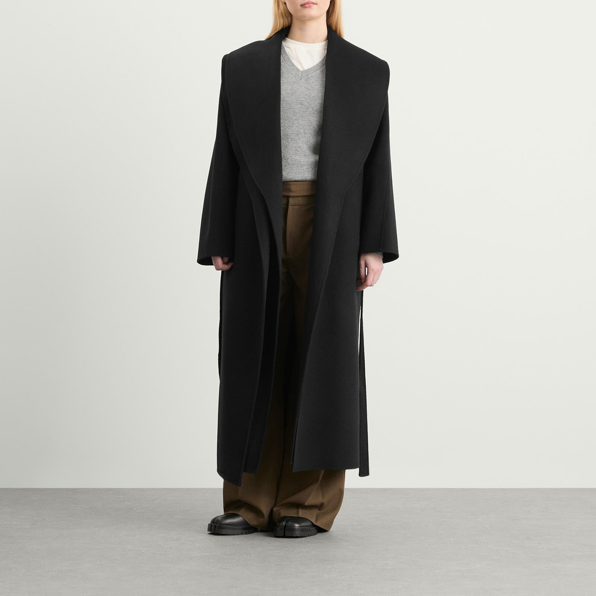 Róhe Women's Signature Double-Faced Scarf Coat With Belt in Black