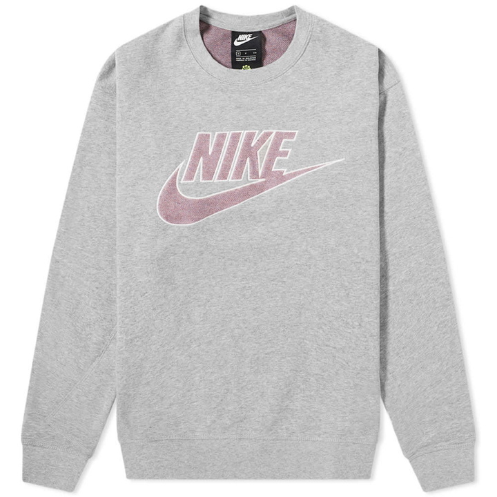 Photo: Nike Zero Crew Sweat