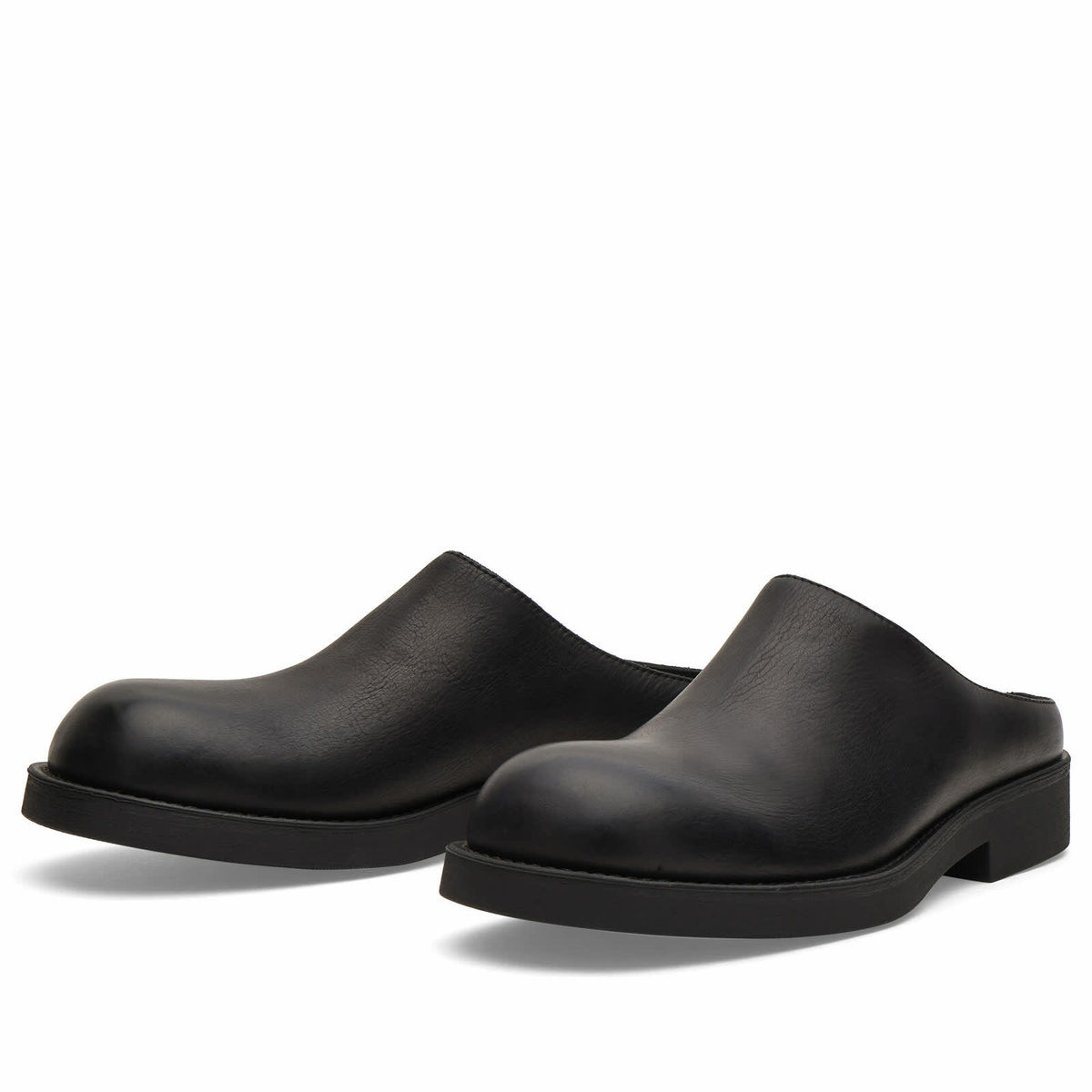 MM6 Maison Margiela Men's Leather Slip On in Black