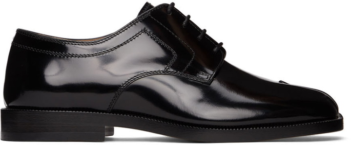 Photo: Maison Margiela Black Patent Tabi Lace-Up Derbys