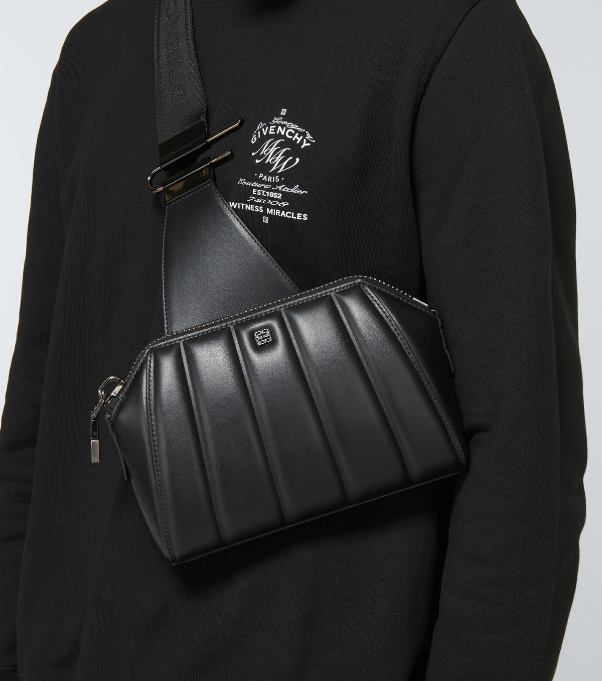 Givenchy Antigona padded leather crossbody bag Givenchy