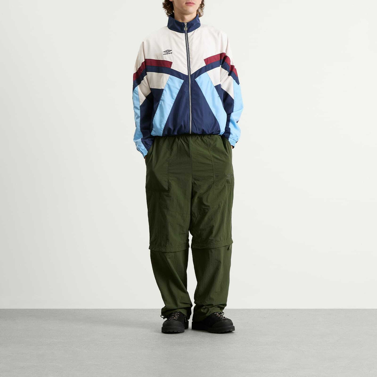 Umbro Men's Relaxed Track Jacket in Dark Navy/White Sand/Vista Blue