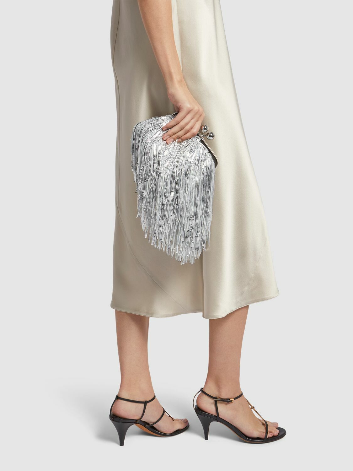 ★Weekend Max Mara★Flou サテンクラッチ WEEKEND MAX MARA Flou Embroidered Satin Clutch Weekend Max Mara