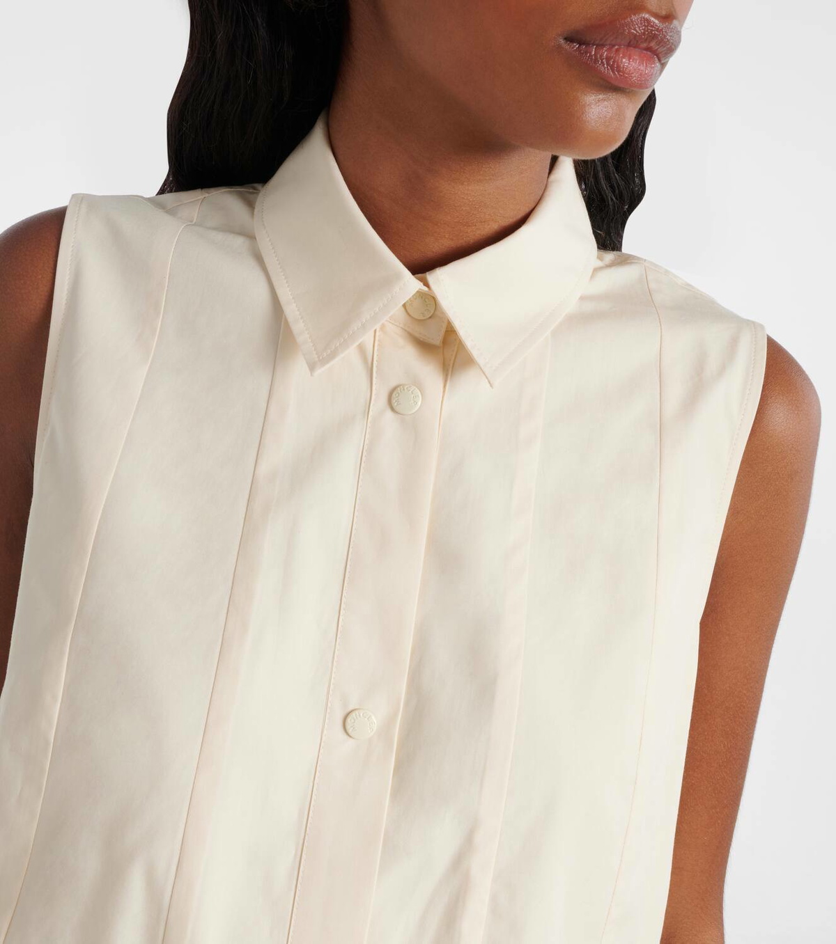 moncler dress shirt Embroidered Dress, Women, White, Size: 40 Grey corduroy jacket from Moncler Brown Logo Short Sleeve Shirt