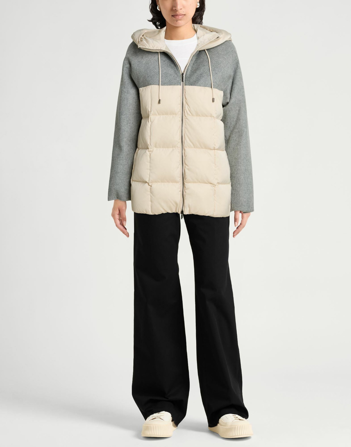 Peserico Womens Puffer in Beige