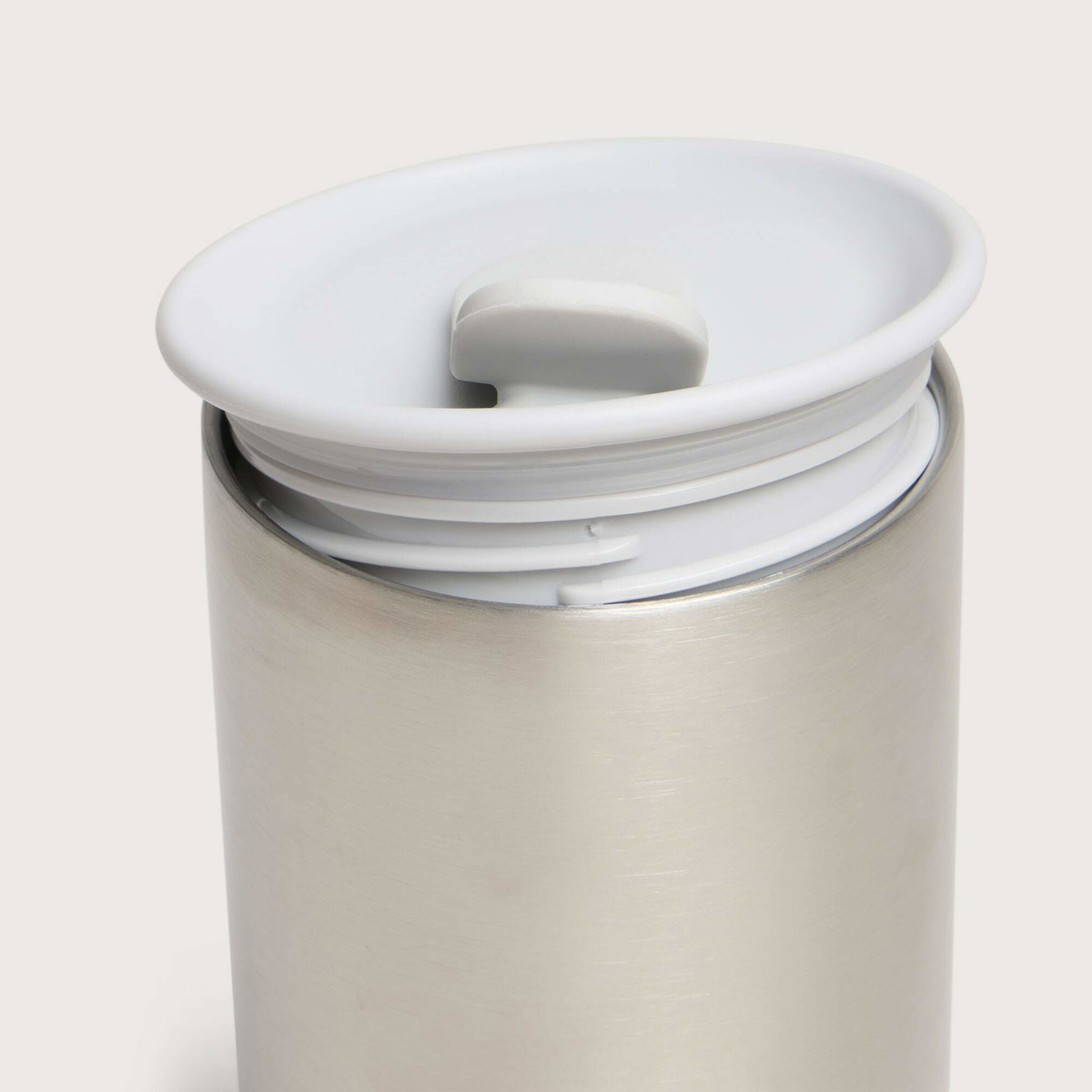 HAY Outdoor Market Thermo Mug in Grey