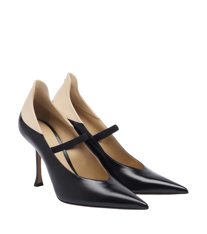 Photo: Fendi Leather pumps