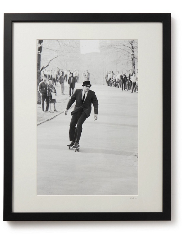 Photo: Sonic Editions - Framed 1965 Skateboarding in Central Park Print