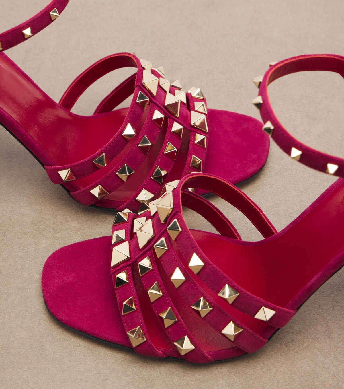 Valentino Garavani Rockstud suede sandals