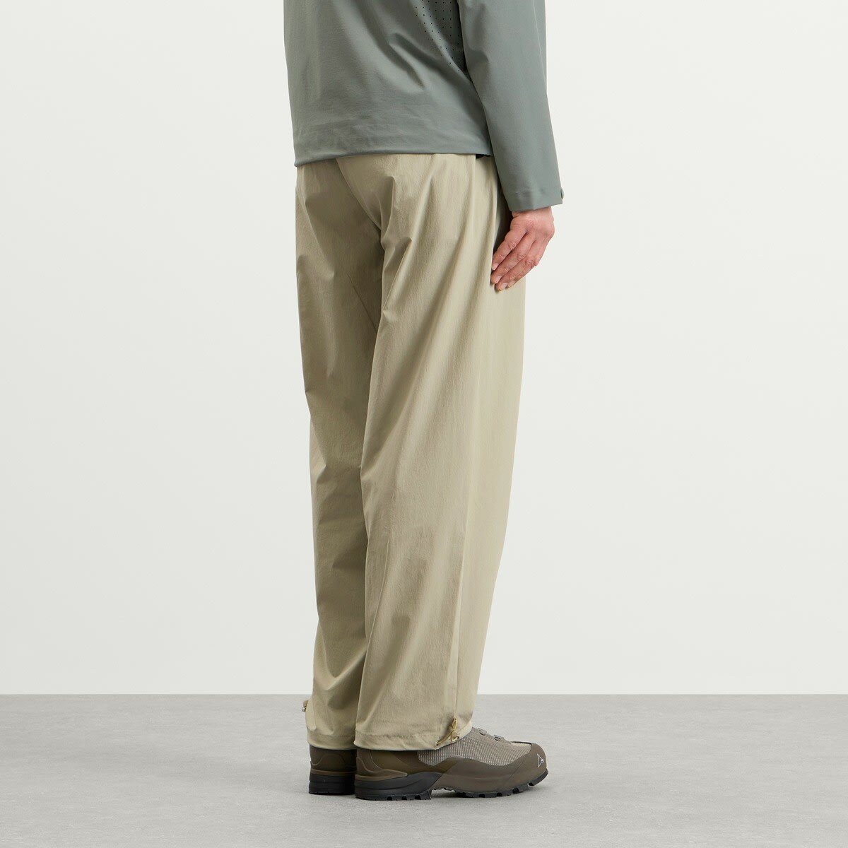 Mellow Clo Men's Everyday Trousers in Sand