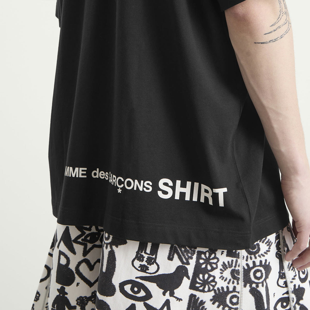 Comme des Garçons SHIRT Men's Oversized Printed Jersey in Black