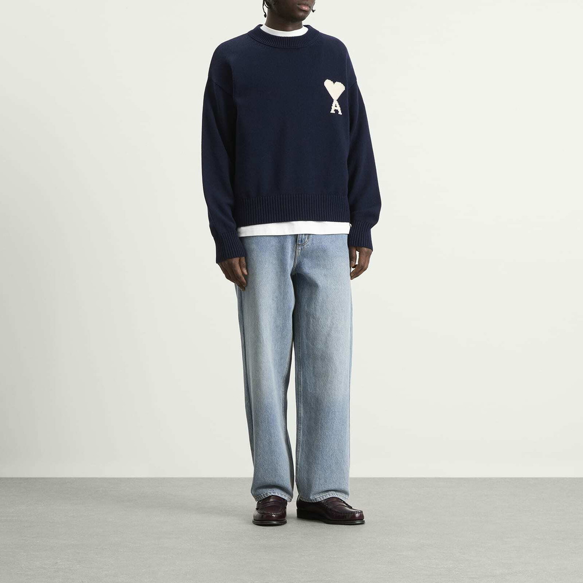 AMI Paris Men's Crewneck Sweater With Contrasted Ami De Coeur in Encre/Ecru