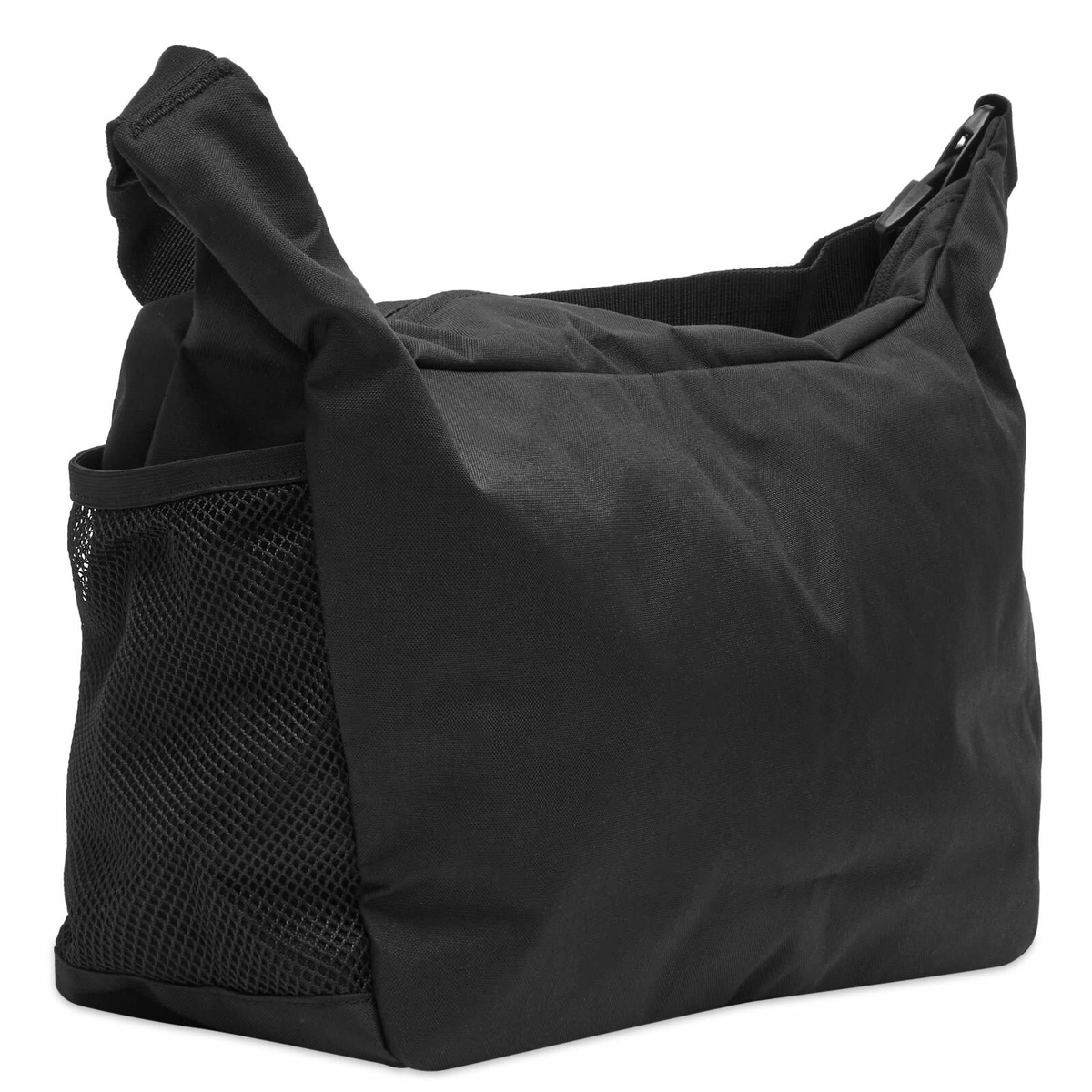 Snow Peak Men's Everyday Use Shoulder Bag in Black 