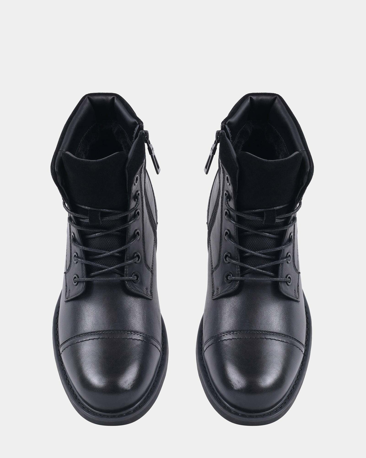 Steve Madden Dracar Boots in Black