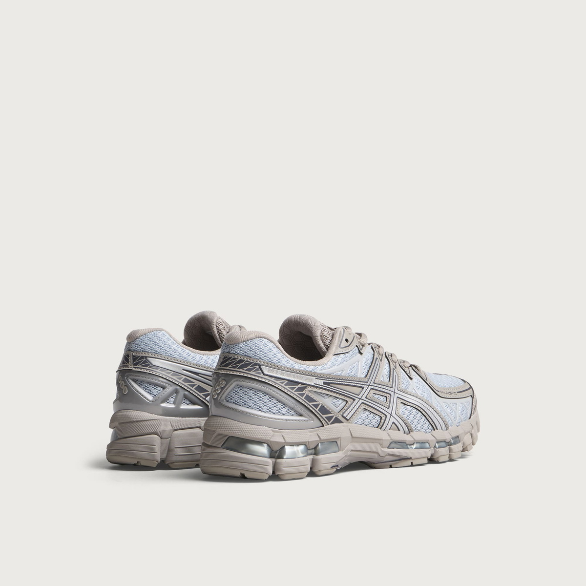 Asics GEL-KAYANO 20 Sneaker in Storm Cloud/Pure Silver