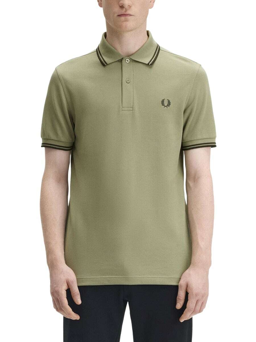 【FRED PERRY】Clubhouse Embroidered Polo Shirt R6462 CLUBHOUSE EMBROIDERED POLO SHIRT ECRU – NRML