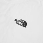 The North Face Men's Mountain Outline T-Shirt in Tnf White/Tnf Black