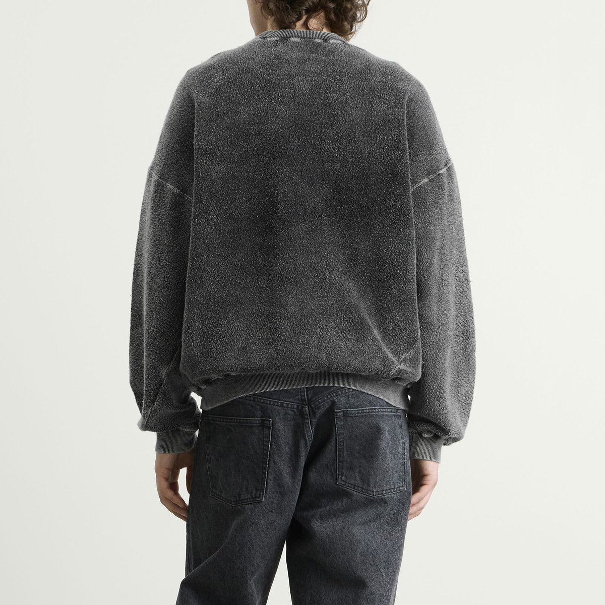 NOMARHYTHM TEXTILE Men's Hand Dye Reverse Twist Sweatshirt in Black