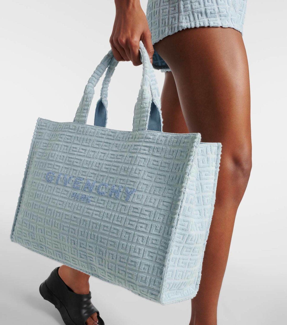 【関税＆送料込み】Givenchy Plage Medium Capsule 'G-Tote' S Givenchy Plage G-Tote Medium 4G terry tote bag Givenchy