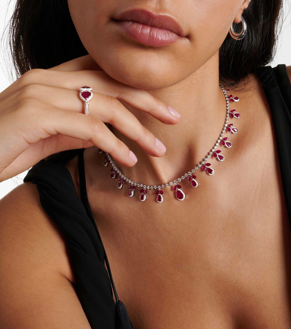 Kamyen 18kt rose gold choker with rubies and diamonds
