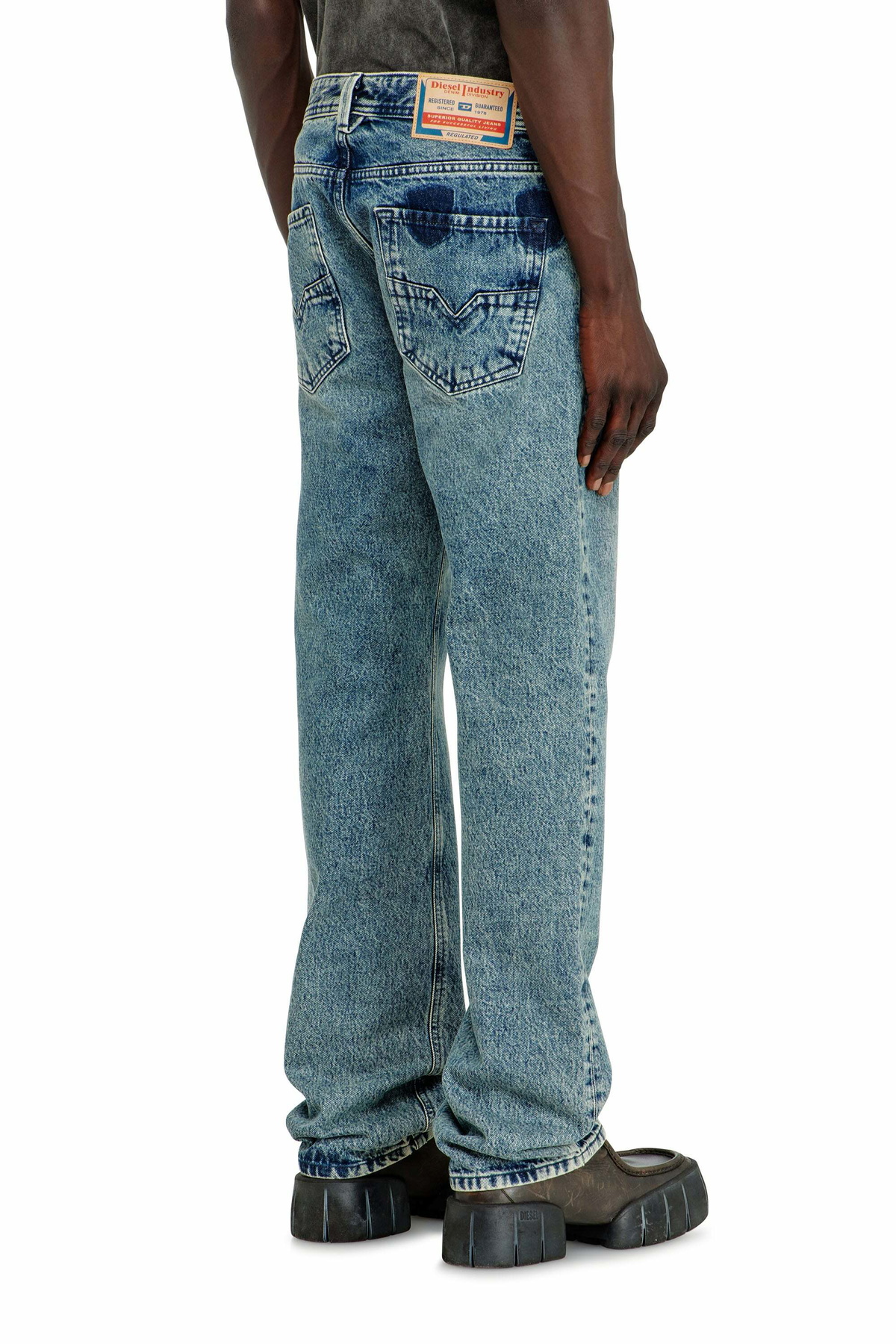 Diesel Regular Jeans Low Waist 1985 Larkee, Medium blue, Button fly