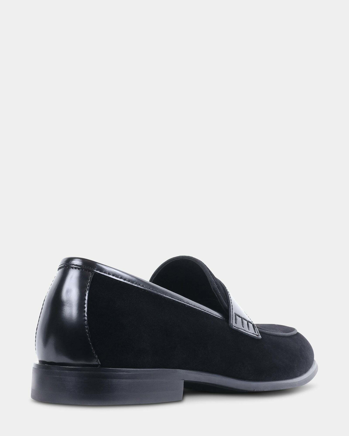 Steve Madden Hineman Dress Shoes in Black Velvet