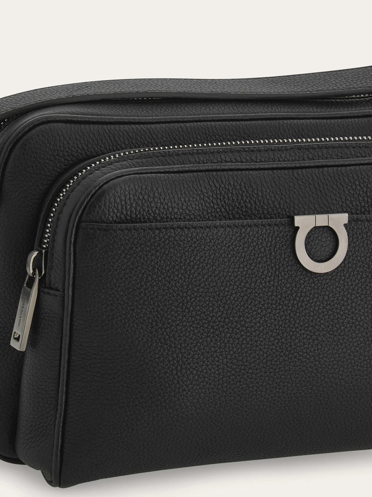 Ferragamo Mens Gancini shoulder bag in Black