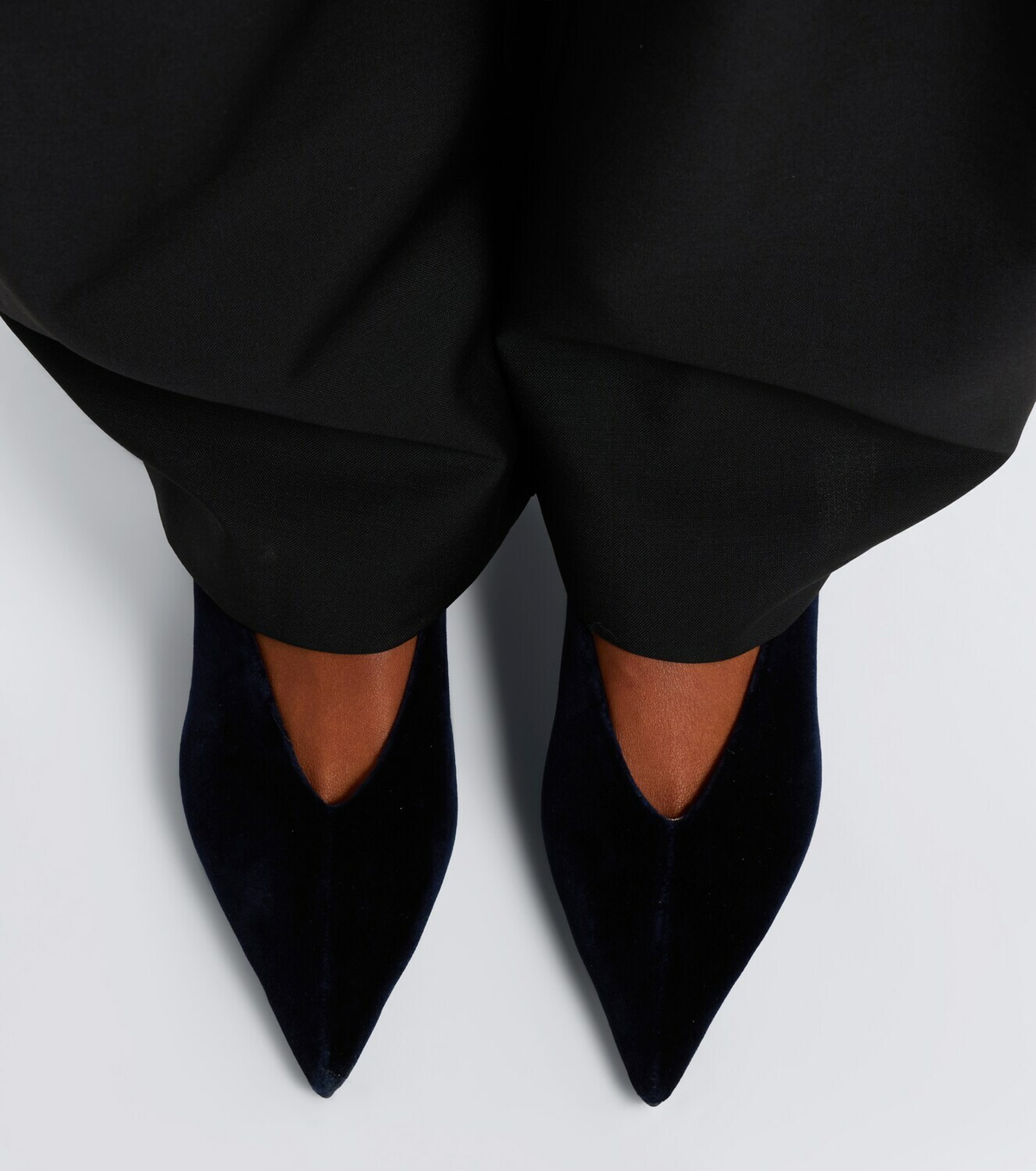 Le Monde Béryl Babouche velvet pumps