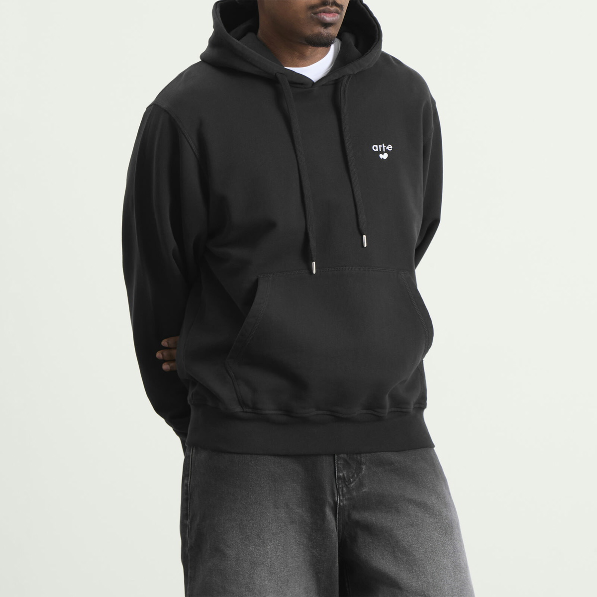 Arte Men's Heart Logo Hoodie in Black