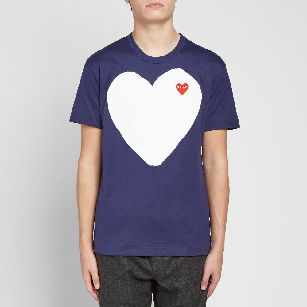 Comme des Garcons Play Men s Solid Heart Logo T Shirt in Navy Comme des Garcons Play