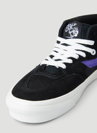 UA Half Cab 33 DX Sneakers in Black