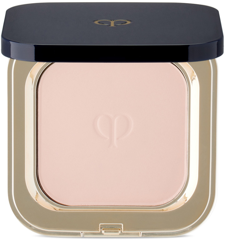 Photo: Clé de Peau Beauté Refining Pressed Powder – N