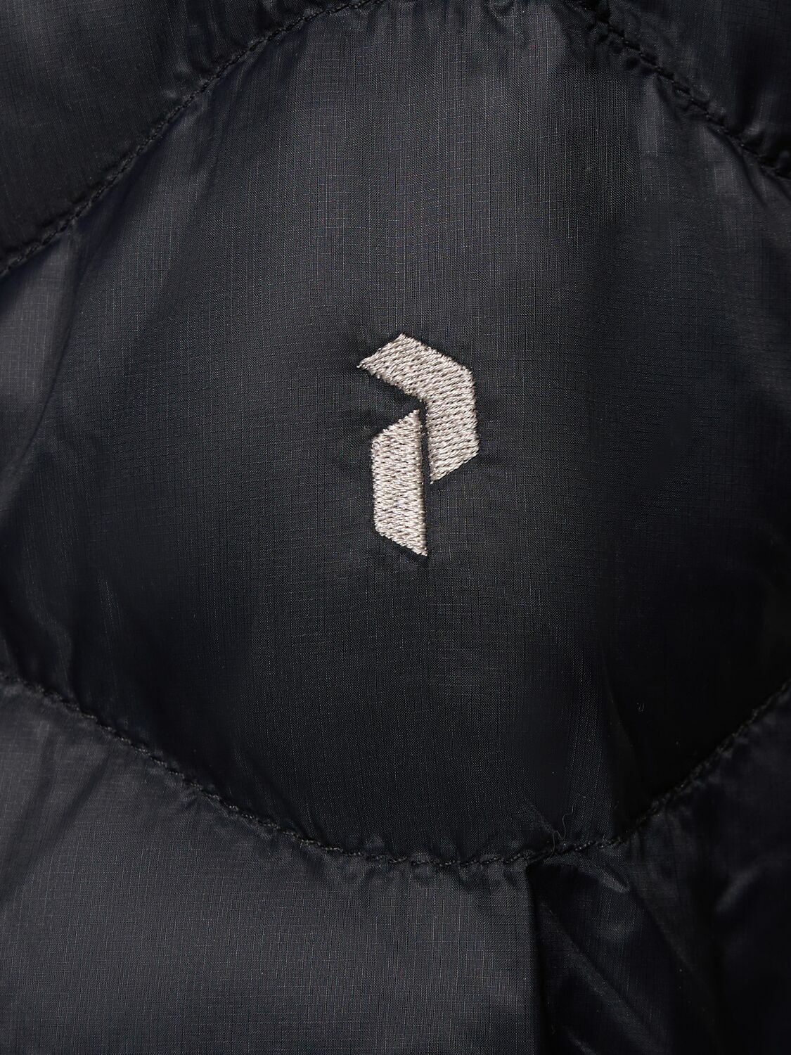 PEAK PERFORMANCE Helium Quilted Tech Down Jacket