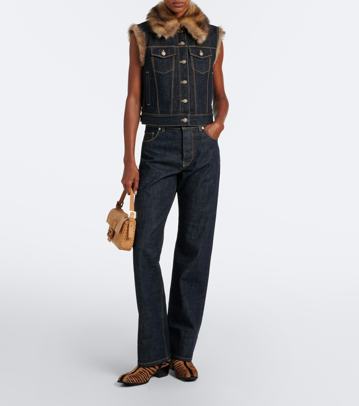 Fendi Baguette® 26424 Small leather shoulder bag