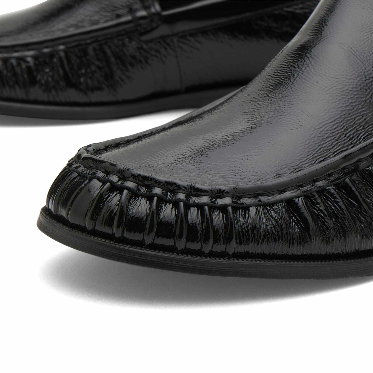 Vagabond Shoemakers Women's Vagabond Brandi Patent Leather Loafer in Black