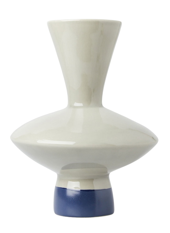 Photo: Marloe Marloe Stevie Stoneware Vase