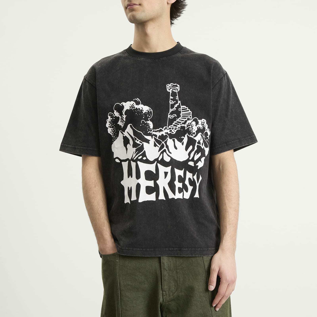 Heresy Men's Tower T-Shirt in Ash