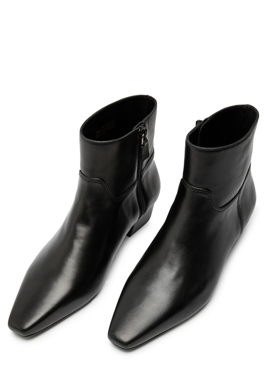 Stuart Weitzman Stassi 20 Leather Ankle Boots Black