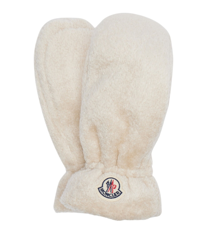 Photo: Moncler Logo teddy mittens