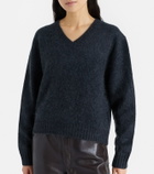 Dorothee Schumacher Fluffy Statements wool and cashmere sweater