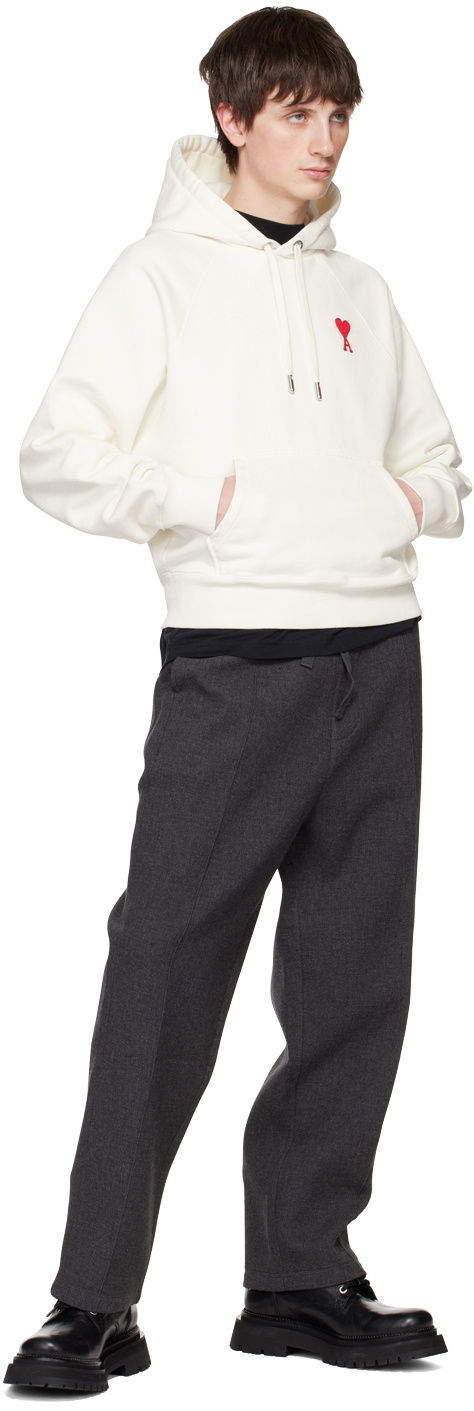 人気★【AMI PARIS】★de Coeur Tone-On-Tone Hoodi.e Off White AMI Paris Off-White Ami De Cœur Hoodie AMI