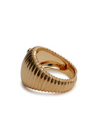Yvonne Leon Chevaliere Berlingot 9kt Gold Signet Ring